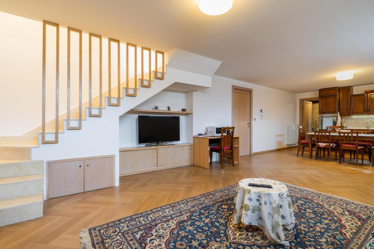 Intera Villa Ad Uso Esclusivo Con 2 Bagni 4 Camere Da Letto,Garage,Giardino,Area Fitness,Lavatrice,Wifi Tuglie Extérieur photo