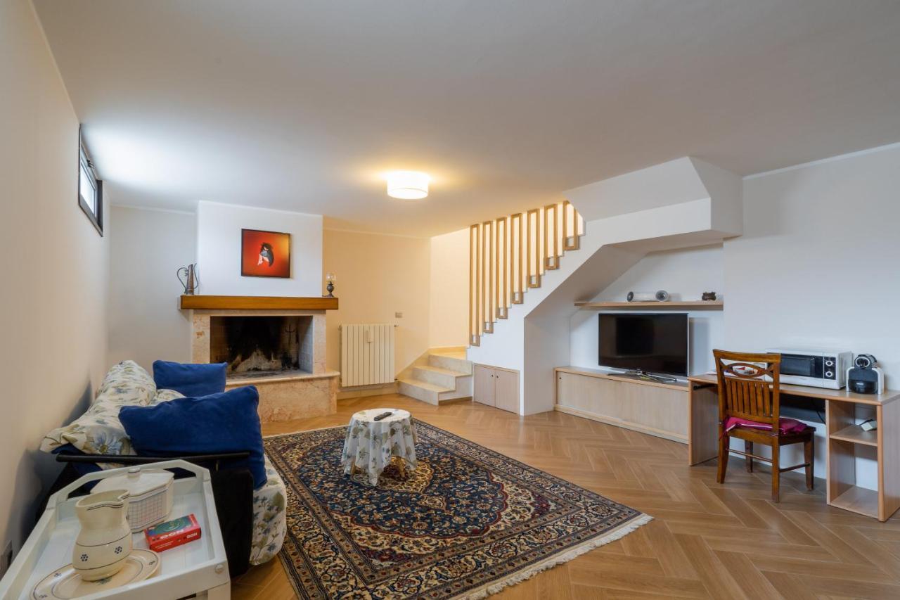 Intera Villa Ad Uso Esclusivo Con 2 Bagni 4 Camere Da Letto,Garage,Giardino,Area Fitness,Lavatrice,Wifi Tuglie Extérieur photo