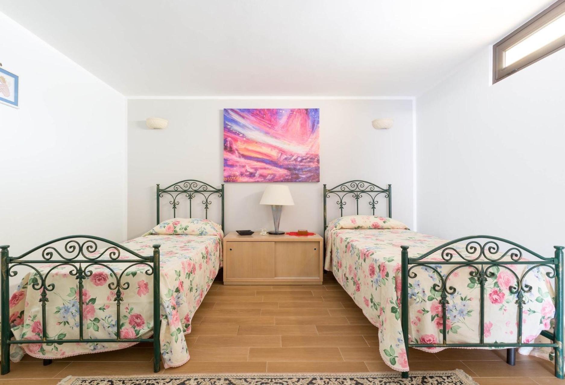 Intera Villa Ad Uso Esclusivo Con 2 Bagni 4 Camere Da Letto,Garage,Giardino,Area Fitness,Lavatrice,Wifi Tuglie Extérieur photo