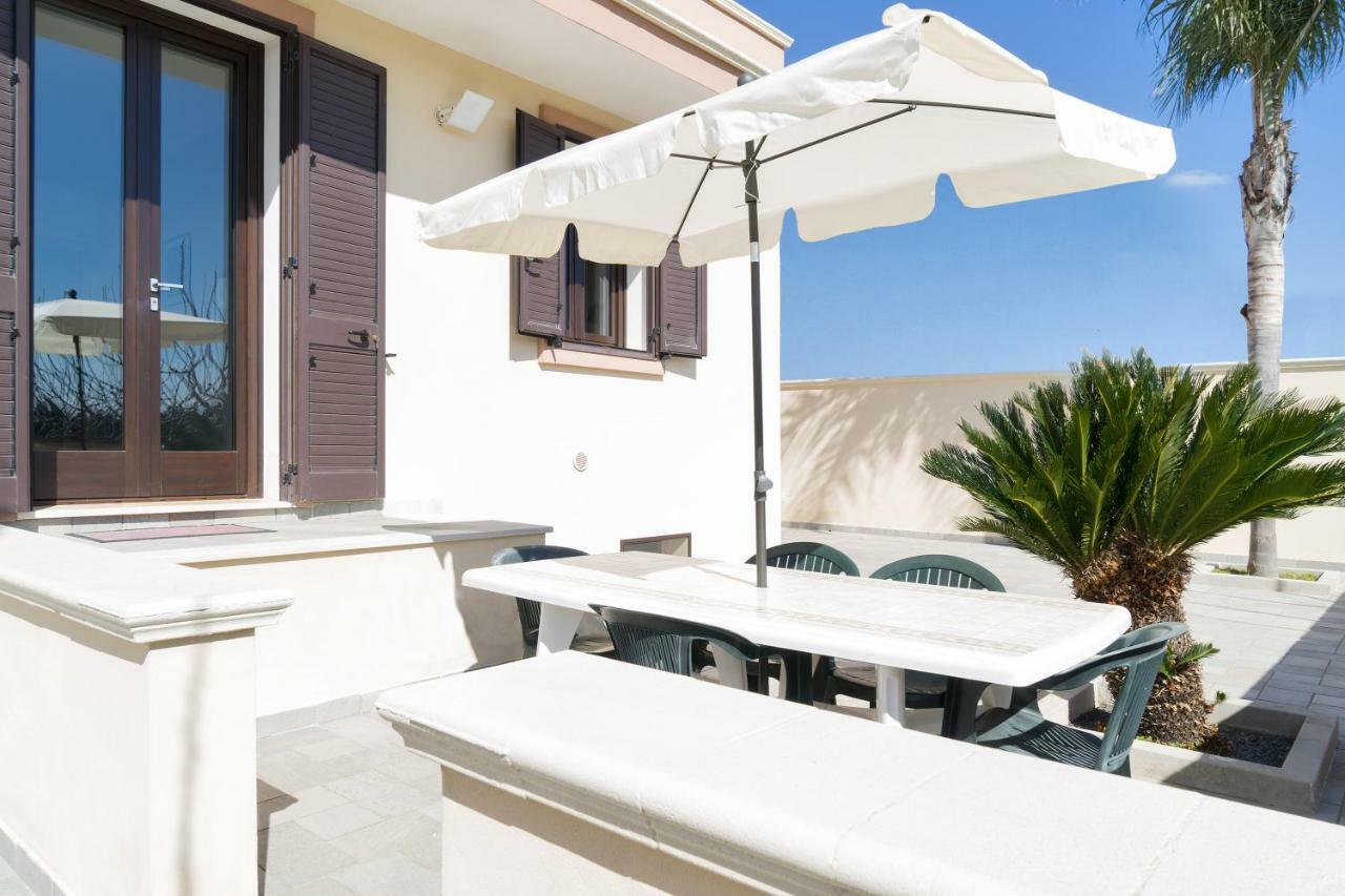 Intera Villa Ad Uso Esclusivo Con 2 Bagni 4 Camere Da Letto,Garage,Giardino,Area Fitness,Lavatrice,Wifi Tuglie Extérieur photo